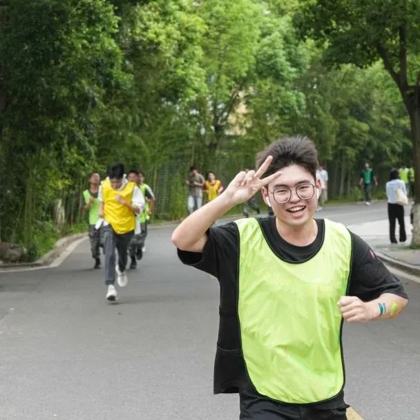 乐跑悦活,心向未来 | 健心“彩虹跑”FUN肆多巴胺! 乐跑悦活,心向未来 | 健心“彩虹跑”FUN肆多巴胺!