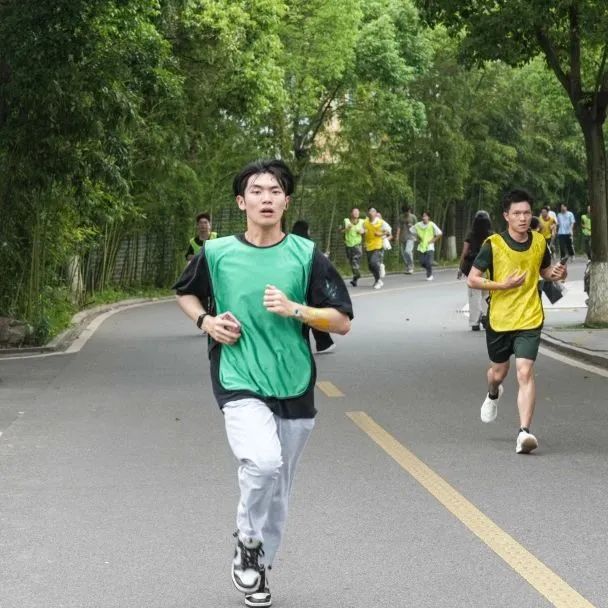 乐跑悦活,心向未来 | 健心“彩虹跑”FUN肆多巴胺! 乐跑悦活,心向未来 | 健心“彩虹跑”FUN肆多巴胺!