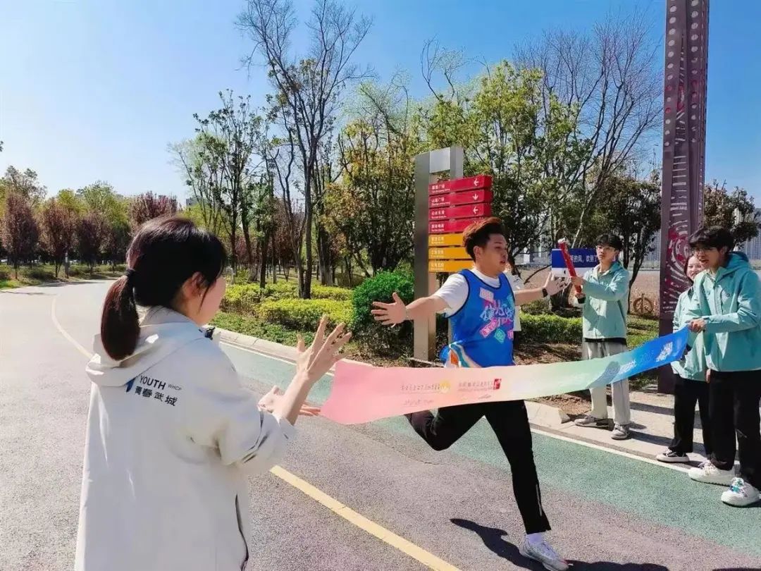 武汉：每一站都是坏情绪的治愈站|2024百城万人健心跑回顾
